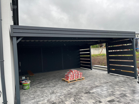Doppelcarport + Abstellraum auf der Rückseite PIR - 4x Modern+ Wand